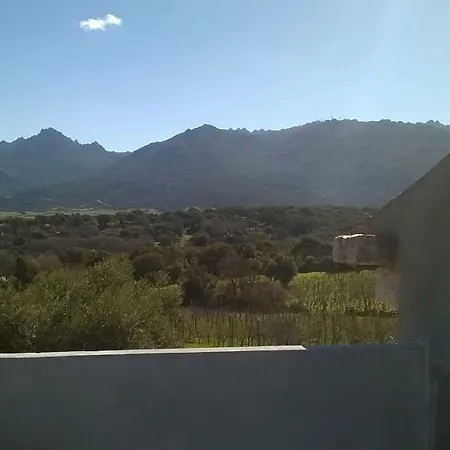 לינה וארוחת בוקר La Vigna